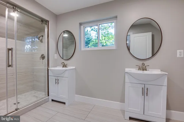 $2,250,000 | 10900 Hunter Station Road, Vienna, VA 22181