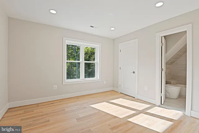 $2,250,000 | 10900 Hunter Station Road, Vienna, VA 22181