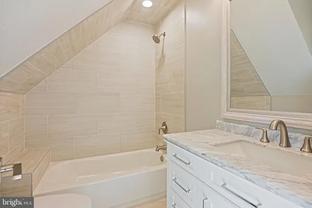 $2,250,000 | 10900 Hunter Station Road, Vienna, VA 22181