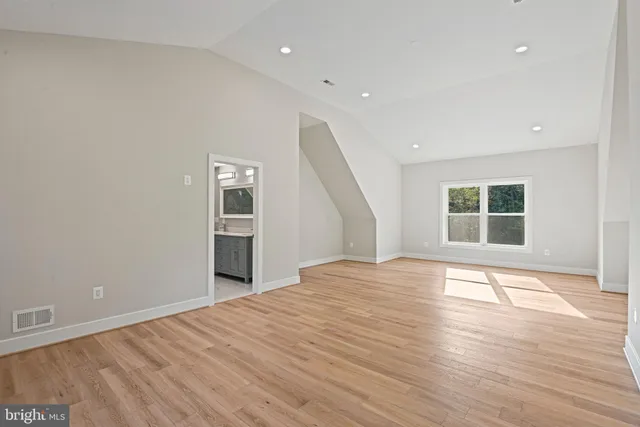 $2,250,000 | 10900 Hunter Station Road, Vienna, VA 22181