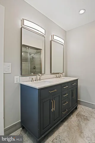 $2,250,000 | 10900 Hunter Station Road, Vienna, VA 22181