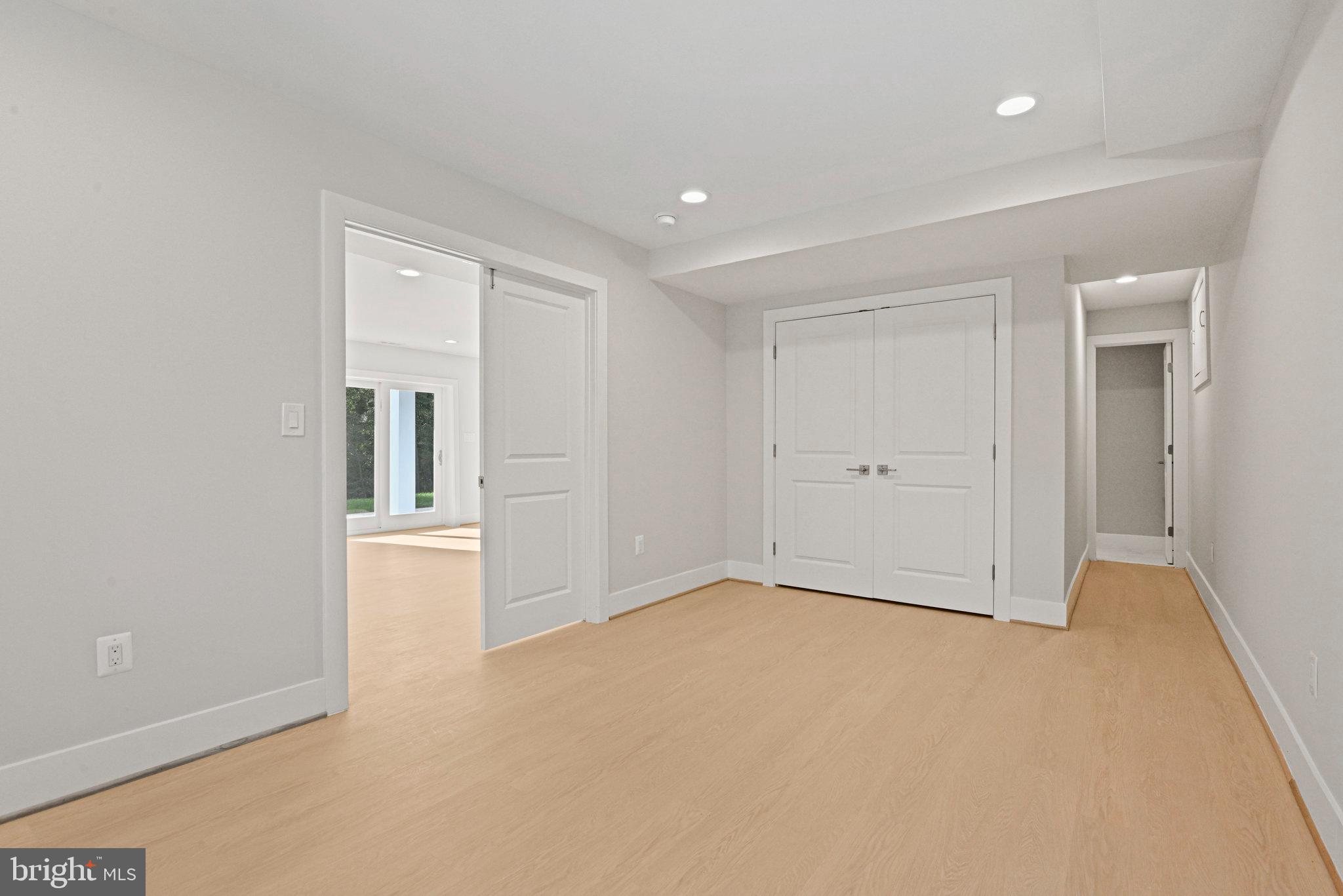 10900 Hunter Station Road Vienna, VA 22181 - Photo 88 of 110