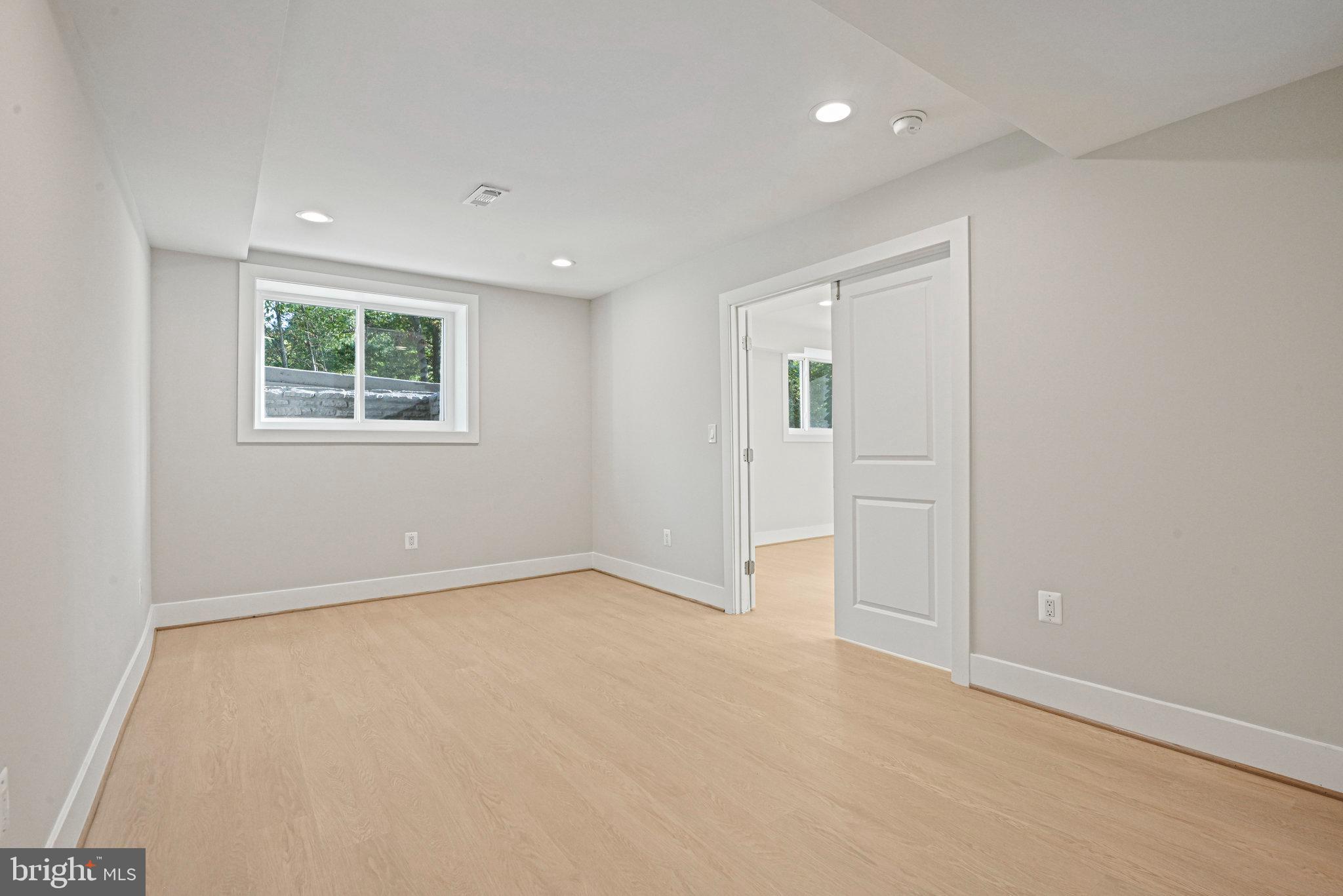 10900 Hunter Station Road Vienna, VA 22181 - Photo 89 of 110