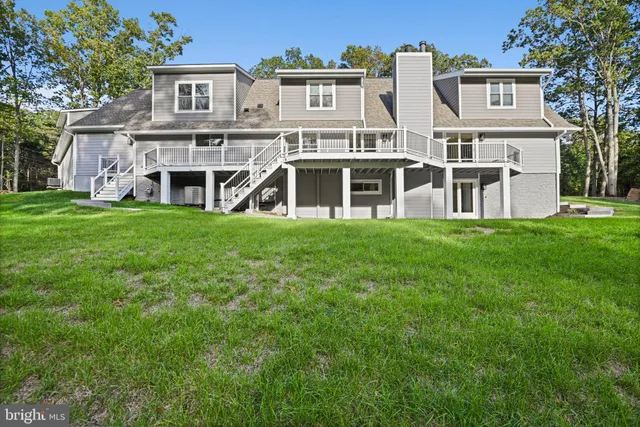 $2,250,000 | 10900 Hunter Station Road, Vienna, VA 22181