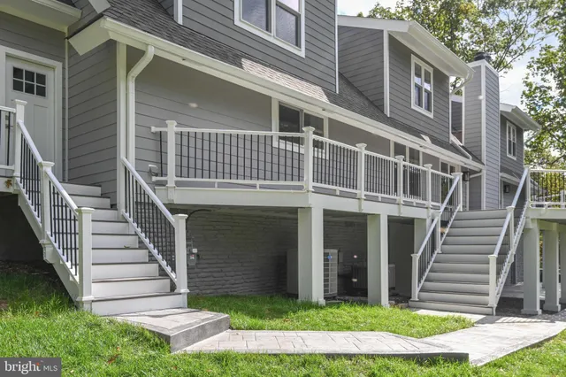 $2,250,000 | 10900 Hunter Station Road, Vienna, VA 22181