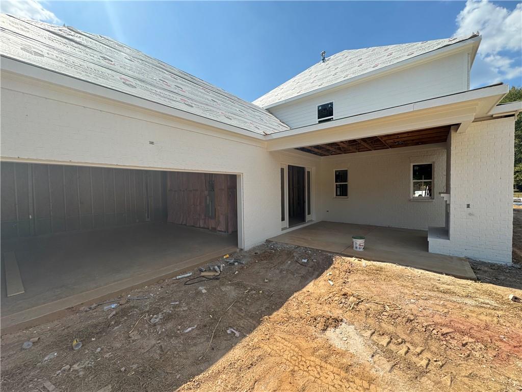 212 Suwanee Avenue Northeast Suwanee, GA 30024 - Photo 12 of 14 a view of garage