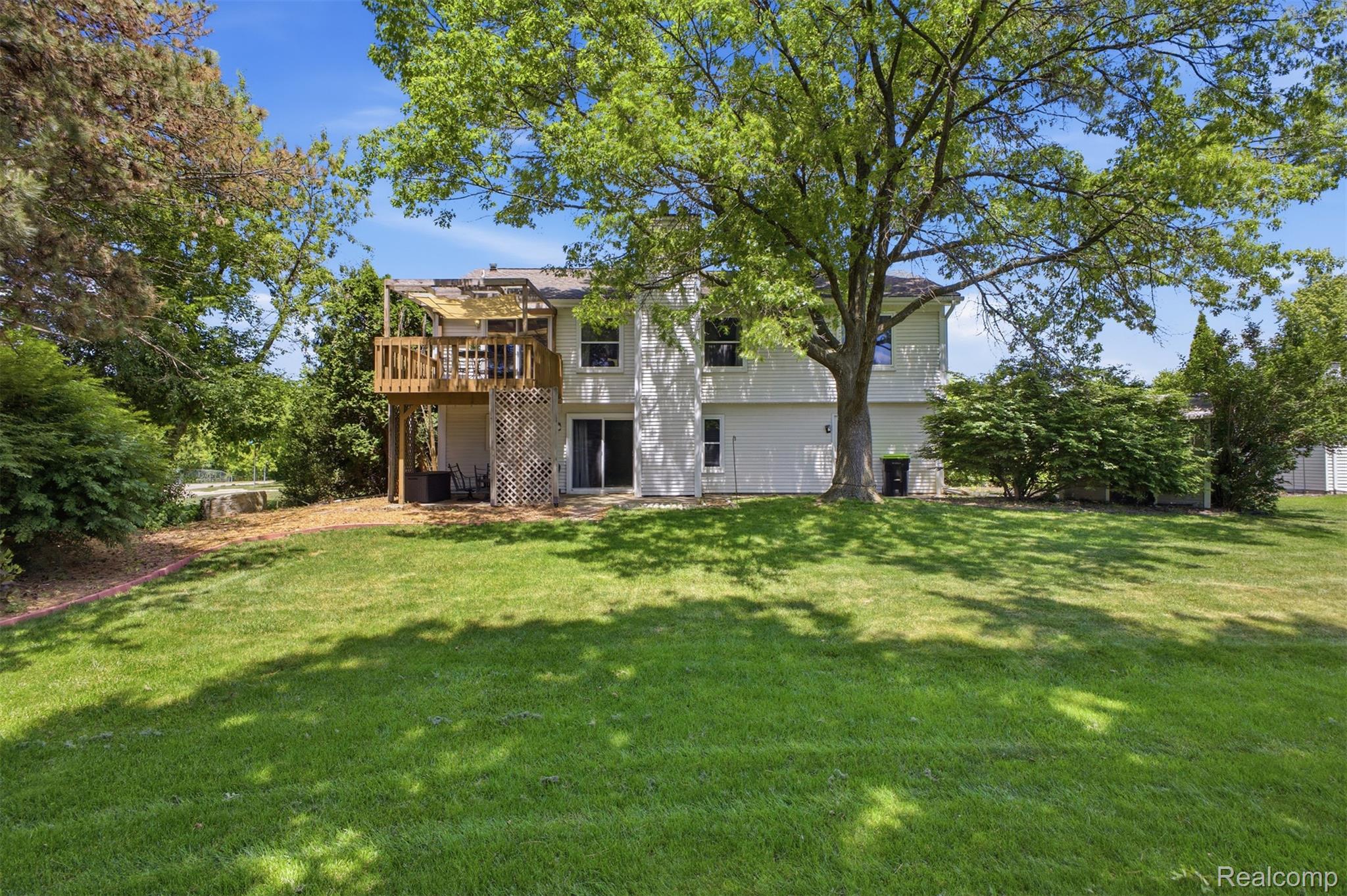 40435 Oak Tree Novi, MI 48375 - Photo 39 of 45 39.jpg