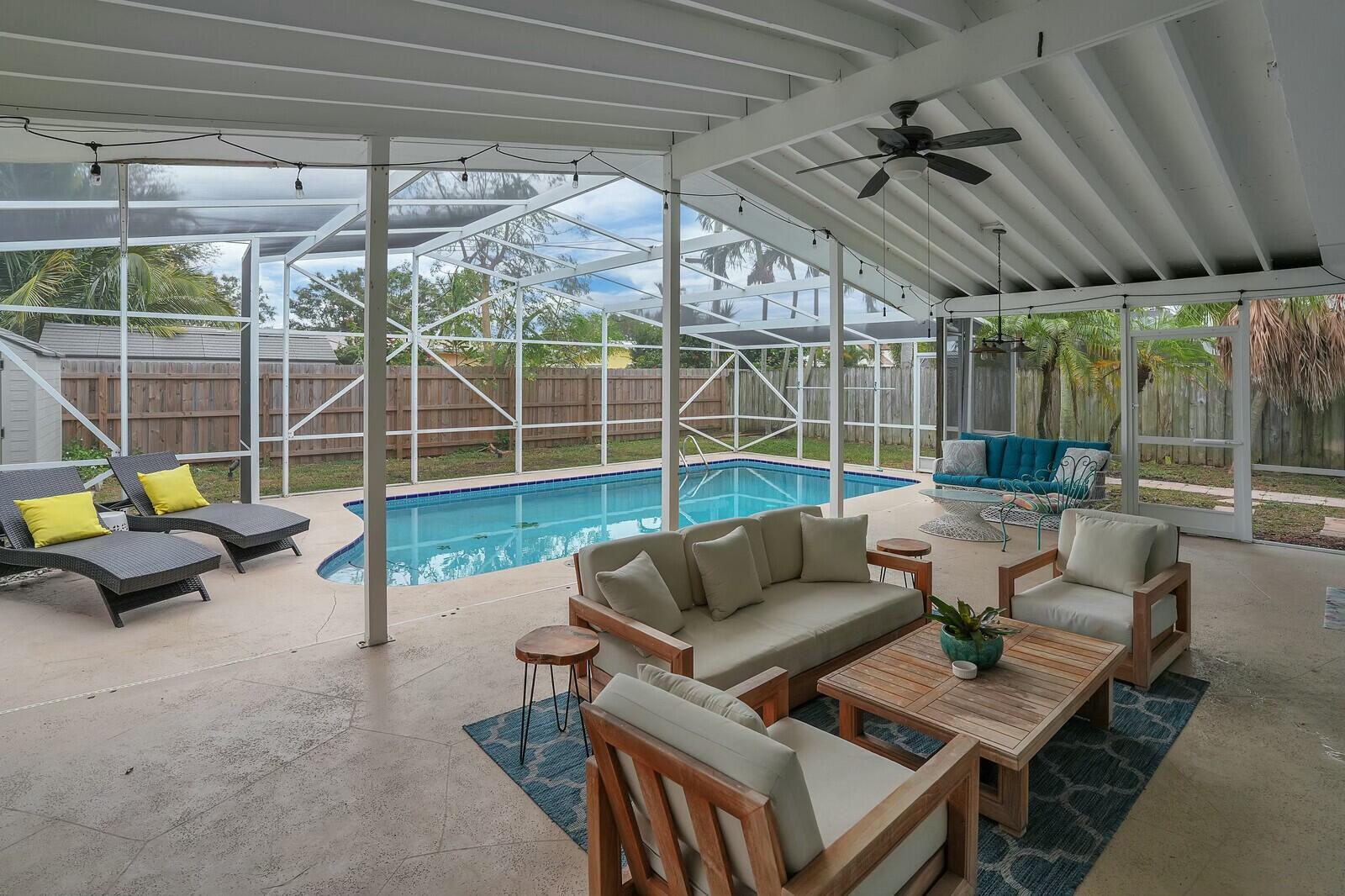 538 Riverside Drive Palm Beach Gardens, FL 33410 - Photo 26 of 42 Pool