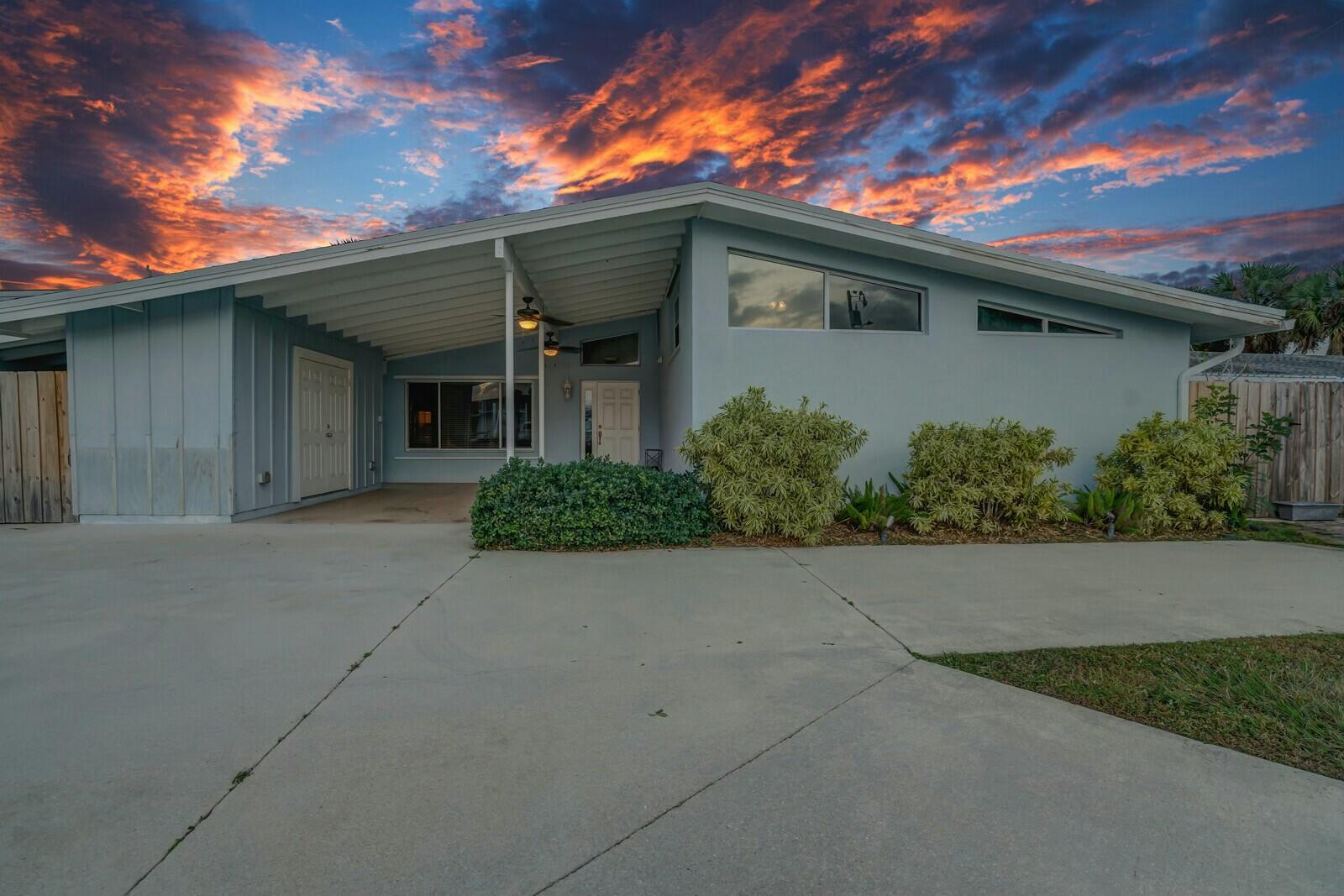 538 Riverside Drive Palm Beach Gardens, FL 33410 - Photo 33 of 42 Sunset