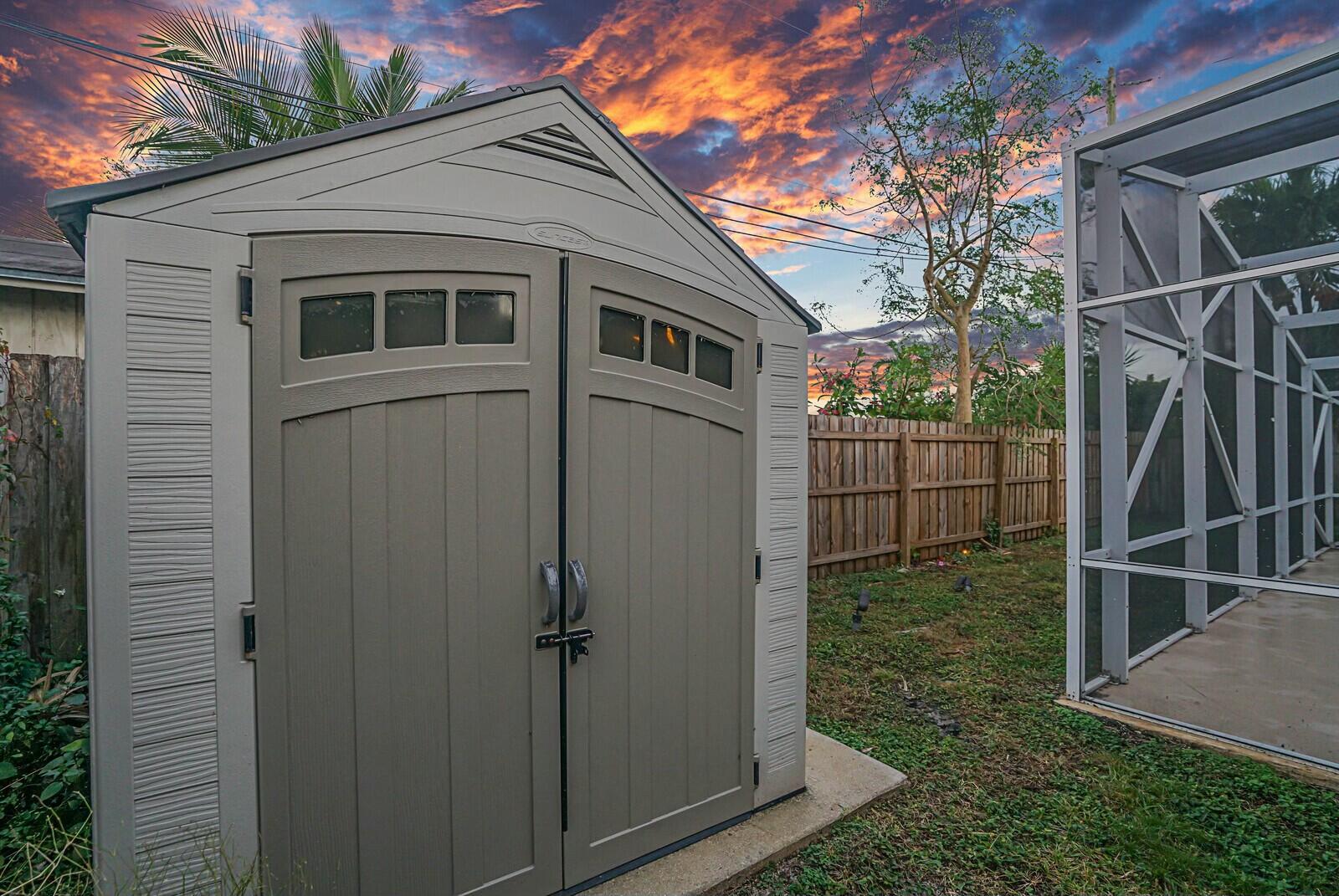 538 Riverside Drive Palm Beach Gardens, FL 33410 - Photo 41 of 42 Storage Shed