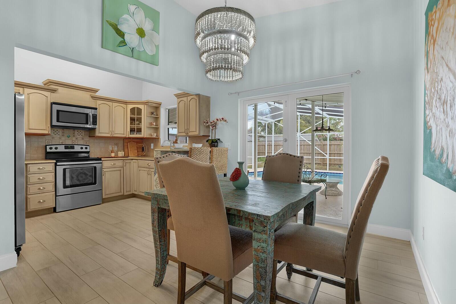 538 Riverside Drive Palm Beach Gardens, FL 33410 - Photo 7 of 42 Dining