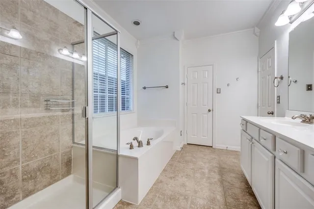 $554,800 | 1320 Golf Club Drive, Lantana, TX 76226