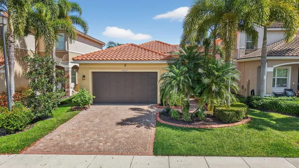 $745,000 | 10562 Cape Delabra Court, Boynton Beach, FL 33473