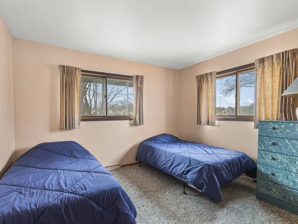 $600,000 | 840 Breckenboro Road, Lake Summerset, IL 61019
