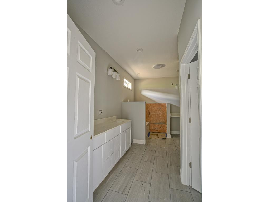 2607 Indian Ridge Road Johnson City, TN 37604 - Photo 7 of 14 Photo 7