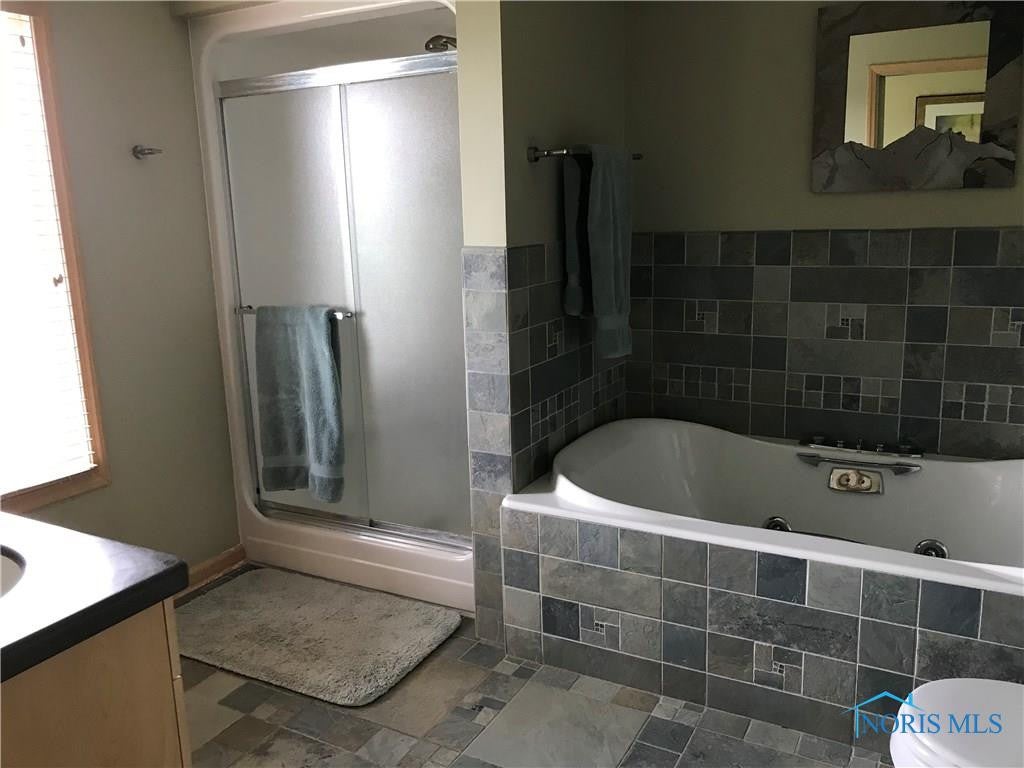 7850 Finzel Road Whitehouse, OH 43571 - Photo 13 of 23 Photo 13