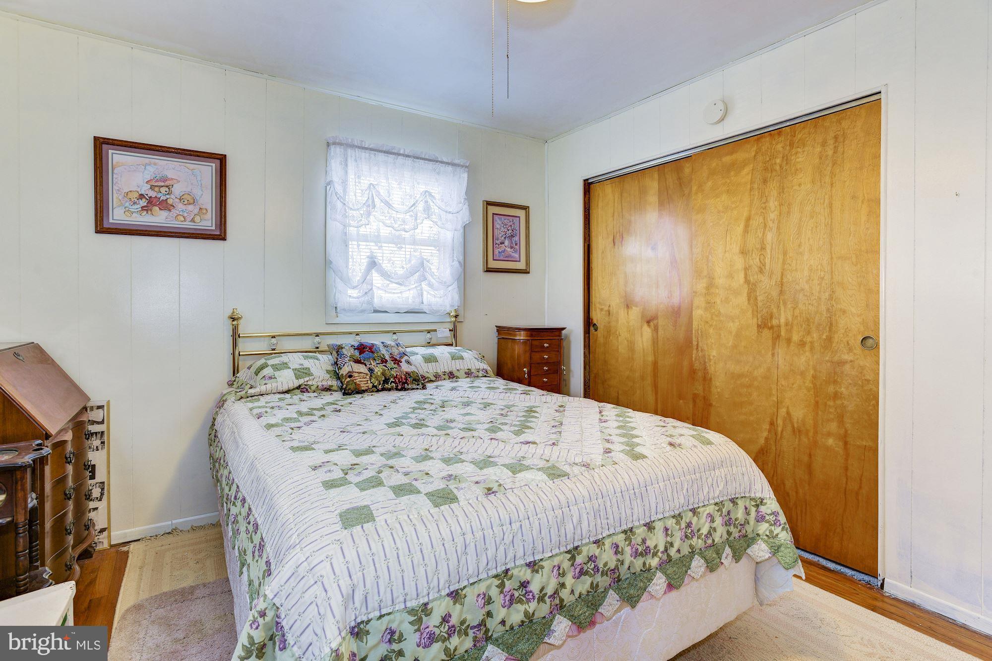 630 Kossuth Street Riverside, NJ 08075 - Photo 15 of 27 2nd bedroom