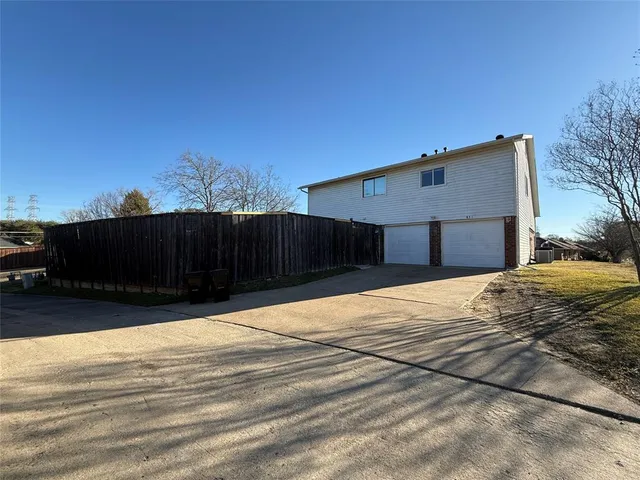 $2,495 | 831 Courtland Place, Mesquite, TX 75150