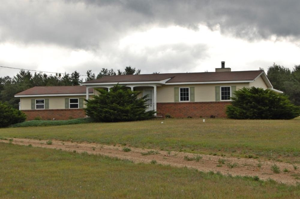 900 20 Mile Road Barryton, MI 49305 - Photo 1 of 21 1. Exterior