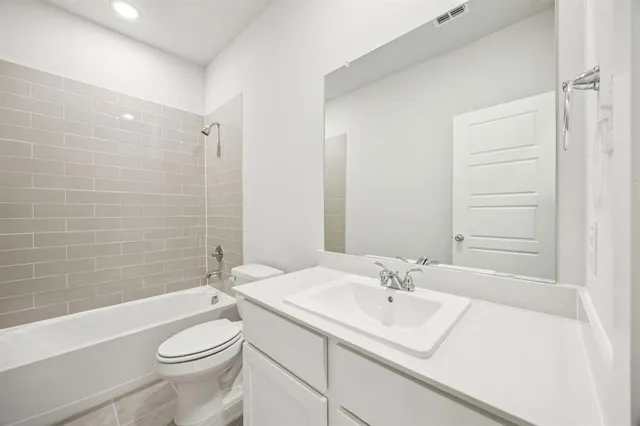 $409,990 | 601 River Rdg Drive, McKinney, TX 75071