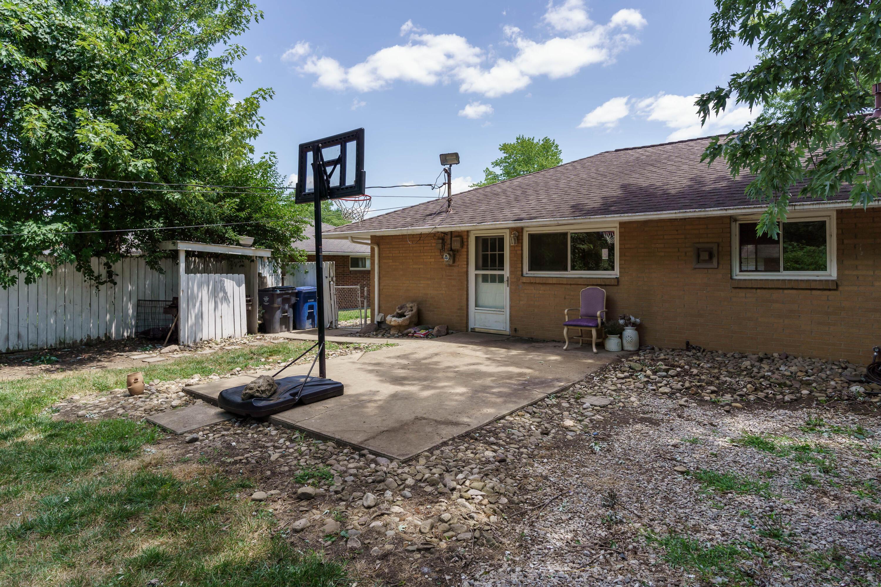 1447 Rosehill Road Reynoldsburg, OH 43068 - Photo 24 of 29 Rear yard with patio