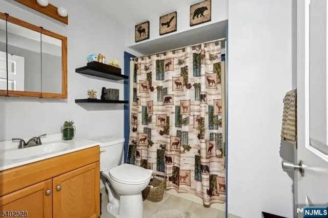 $325,000 | 15 Lakeview Terrace, Sussex, NJ 07461