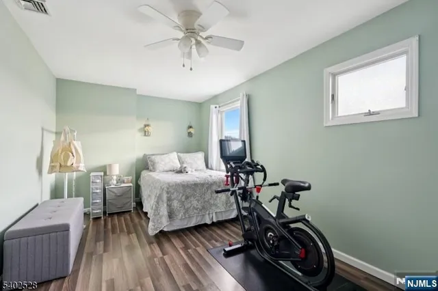 $325,000 | 15 Lakeview Terrace, Sussex, NJ 07461