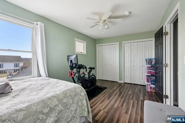 $325,000 | 15 Lakeview Terrace, Sussex, NJ 07461