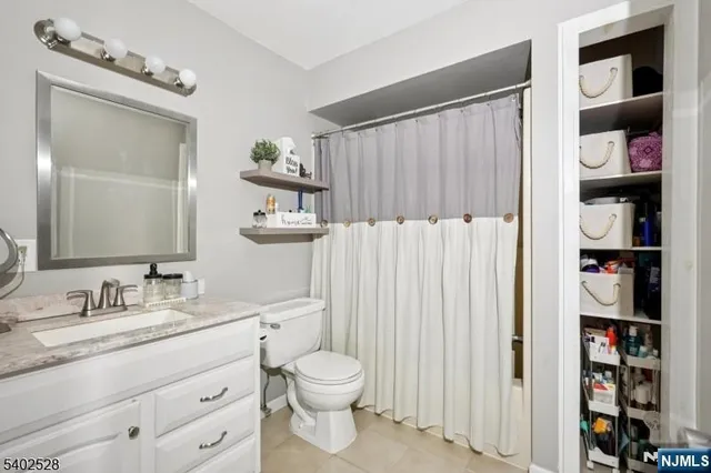 $325,000 | 15 Lakeview Terrace, Sussex, NJ 07461