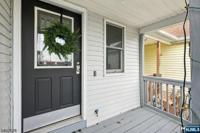 $325,000 | 15 Lakeview Terrace, Sussex, NJ 07461