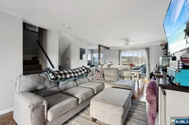 $325,000 | 15 Lakeview Terrace, Sussex, NJ 07461