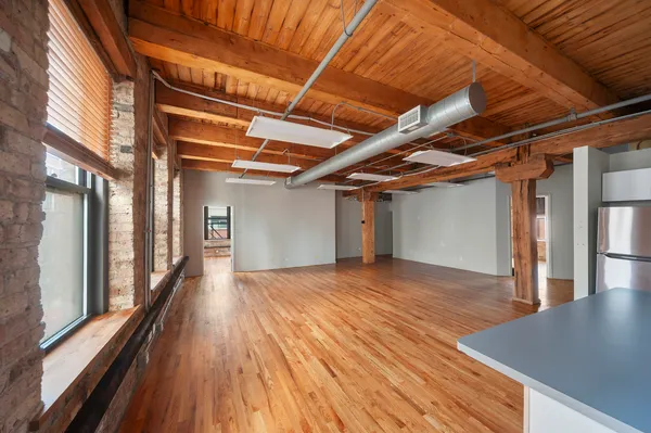 $559,000 | 368 West Huron Street, Unit 3N, Chicago, IL 60654