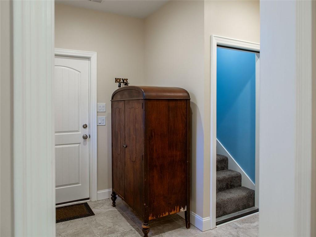 708 Sheep Pasture Road Commerce, GA 30529 - Photo 26 of 35 a view of a hallway with elevator