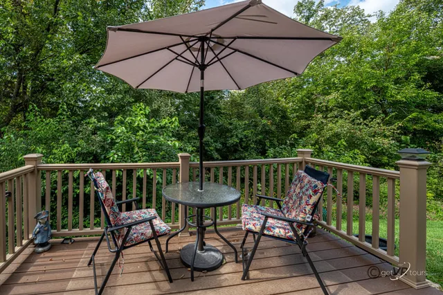 $229,900 | 18 Settler Lane, Galena, IL 61036