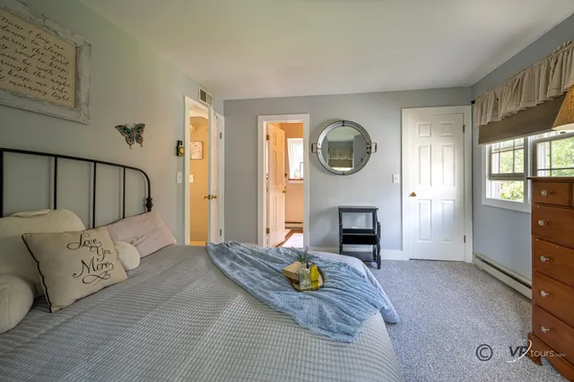 $229,900 | 18 Settler Lane, Galena, IL 61036