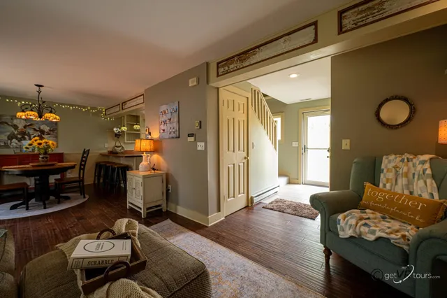 $229,900 | 18 Settler Lane, Galena, IL 61036