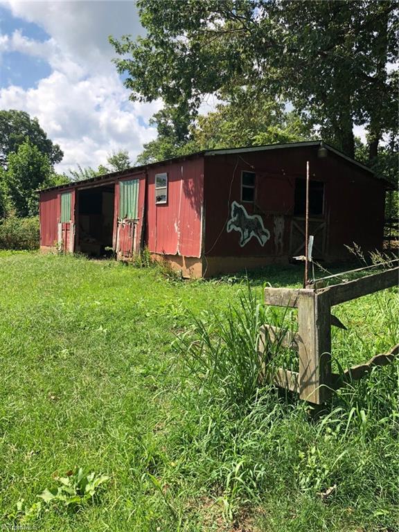 239 Strawberry Road Reidsville, NC 27320 - Photo 22 of 23 Gallery Image 22