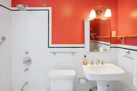 $1,150,000 | 38 Branford Road, Hastings-on-Hudson, NY 10706