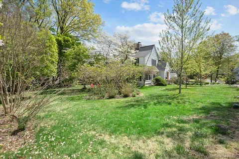 $1,150,000 | 38 Branford Road, Hastings-on-Hudson, NY 10706