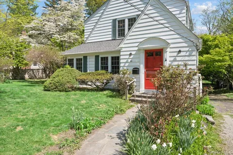 $1,150,000 | 38 Branford Road, Hastings-on-Hudson, NY 10706