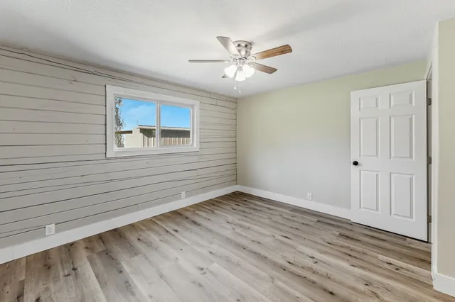 $385,000 | 52 Hunters Creek Drive, Huntsville, TX 77340