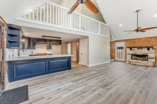 $385,000 | 52 Hunters Creek Drive, Huntsville, TX 77340