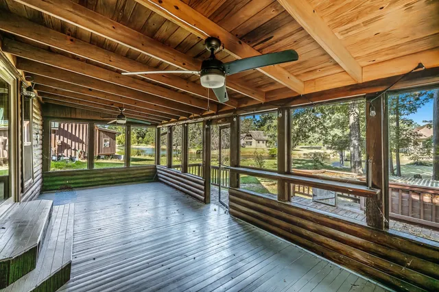 $385,000 | 52 Hunters Creek Drive, Huntsville, TX 77340