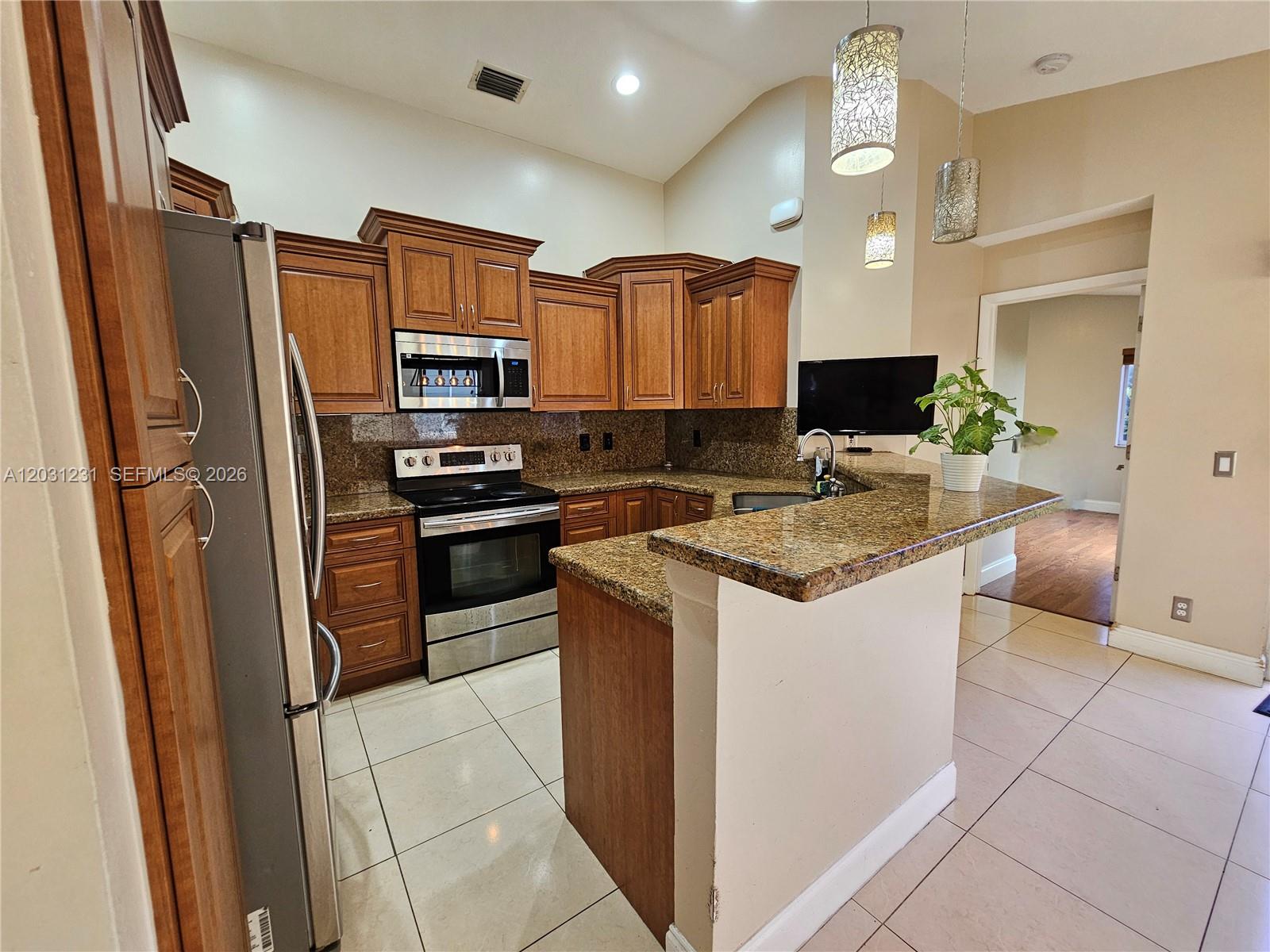 4232 Mahogany Ridge Drive Weston, FL 33331 - Photo 10 of 51