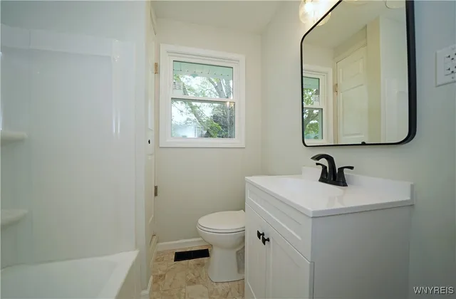 $299,000 | 3394 Gunzen Drive, Cortlandville, NY 13045