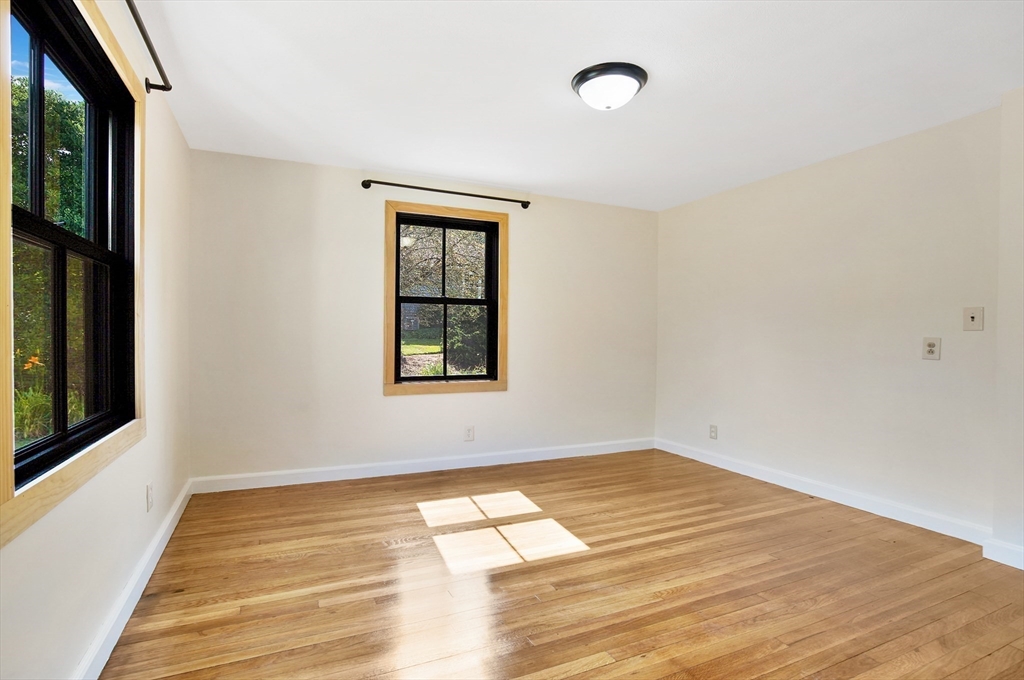 2044 Allen Street Springfield, MA 01118 - Photo 24 of 38 Gallery Image 24