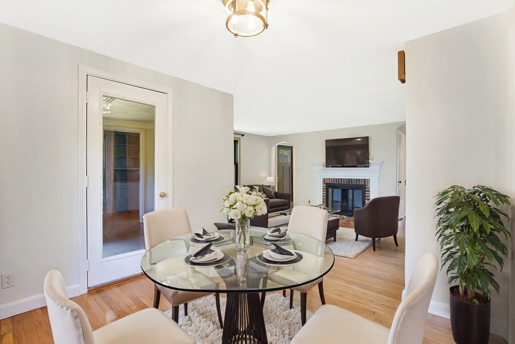 2044 Allen Street Springfield, MA 01118 - Photo 8 of 38 Gallery Image 8