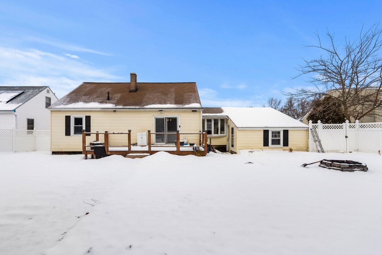 185 Villa Street Manchester, NH 03103 - Photo 32 of 36