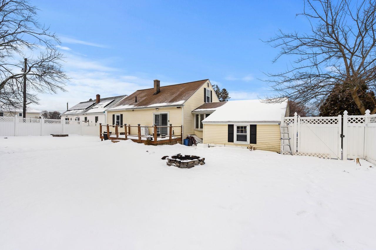 185 Villa Street Manchester, NH 03103 - Photo 34 of 36