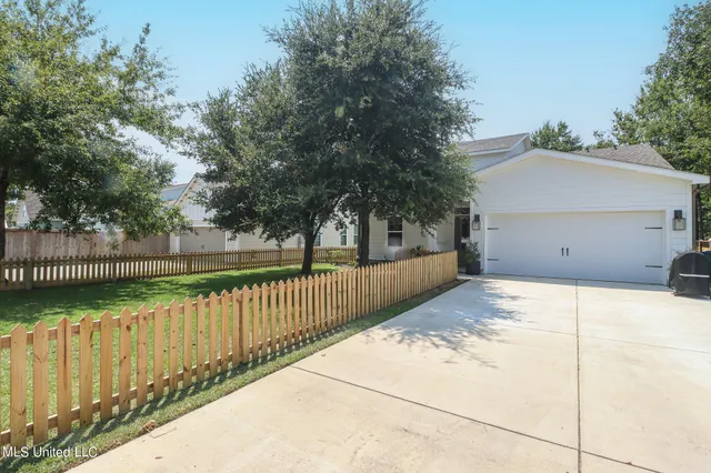 $3,000 | 1415 Alphabet Road, Gulfport, MS 39503